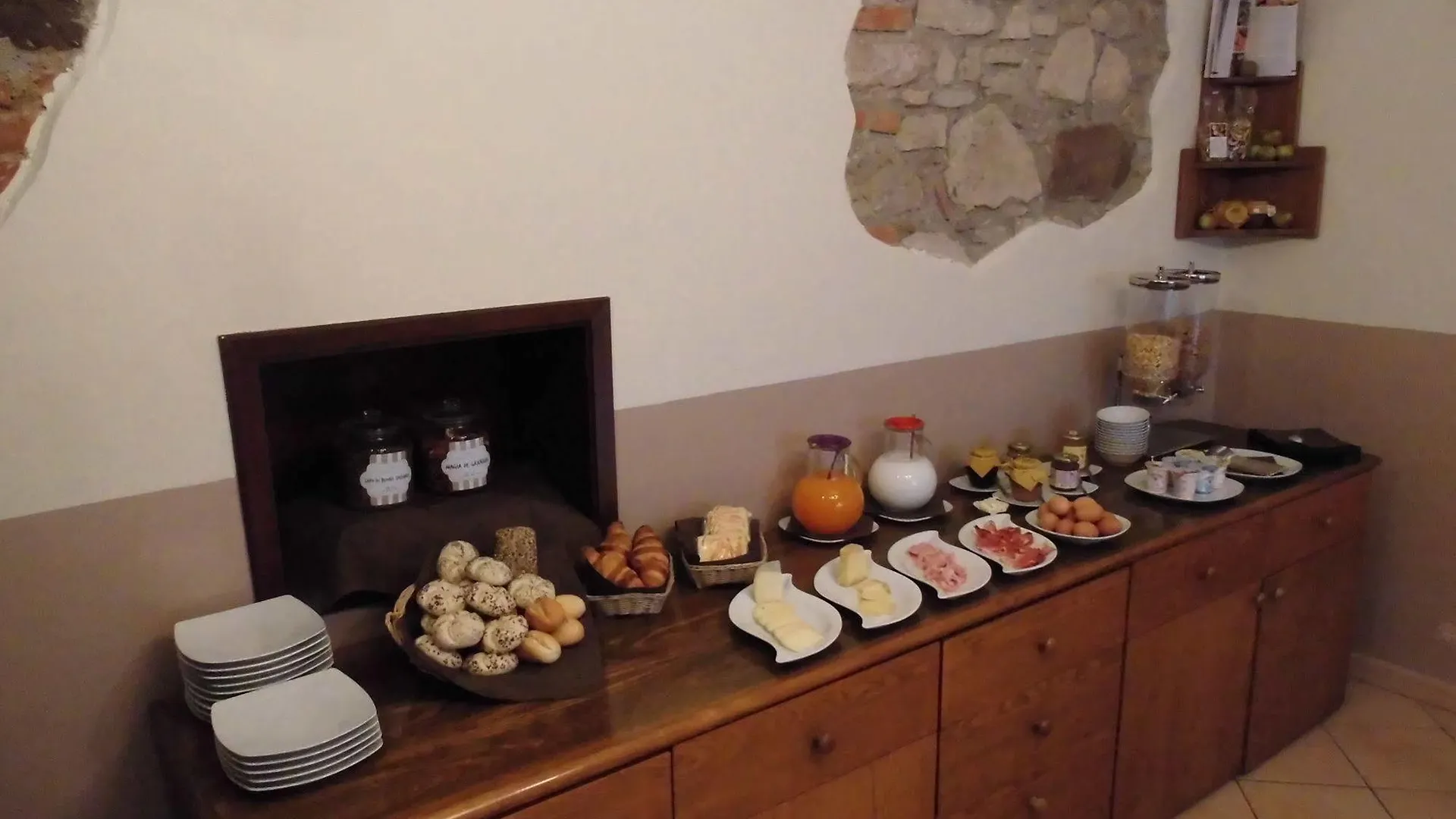 Hotel Benaco Mavras Peschiera del Garda 2*,  Italy