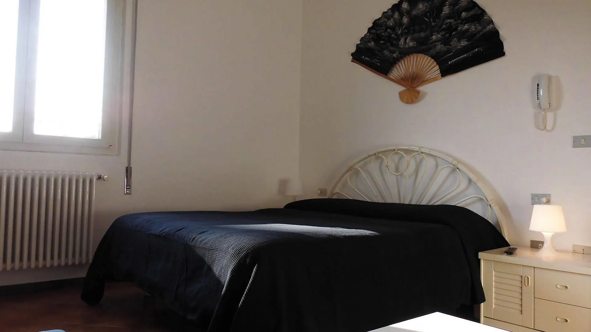 Hotel Benaco Mavras Peschiera del Garda 2*,